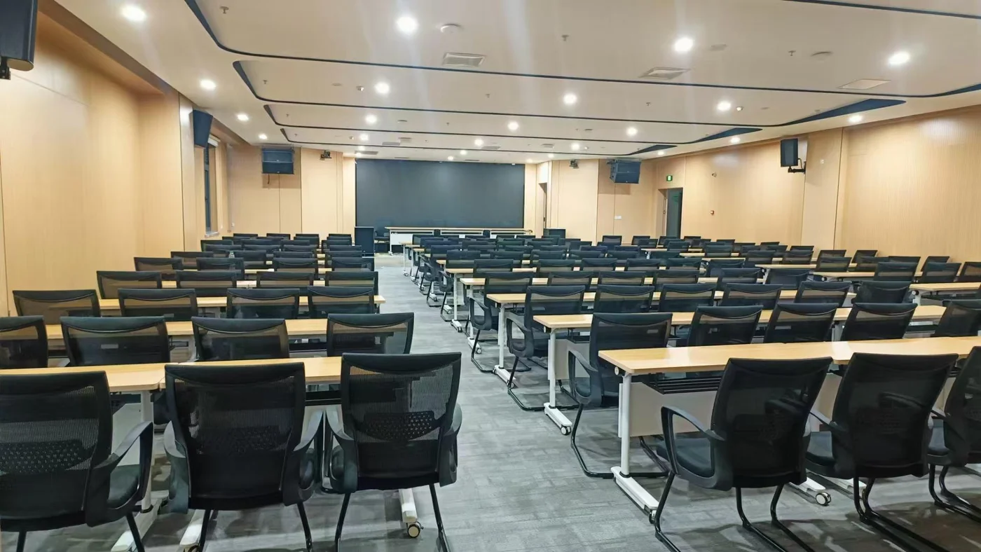 Pinghu Mental Health Centre · Auditorium and training-room furniture